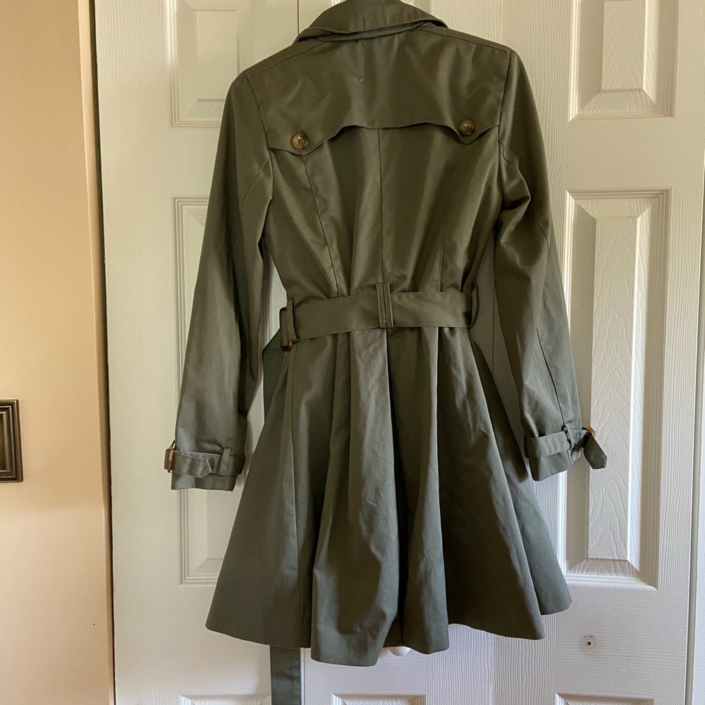TRENDY Trench Coat for sale! - Picture 2 of 2